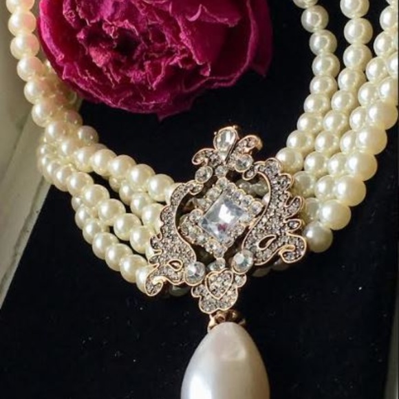 Diamond Broach Pearl Triple Strand Necklace Choker - Picture 1 of 4